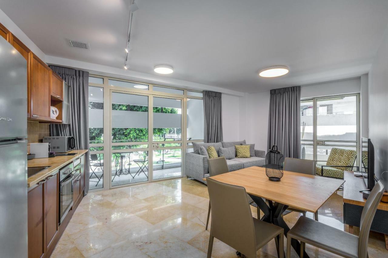 Dizengoff Square Superb 1 Bedroom With Balcony Tel Aviv Eksteriør billede